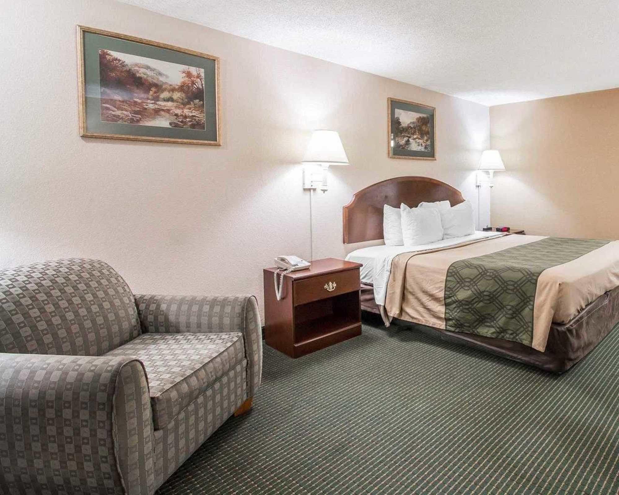 Econo Lodge Pooler - Savannah I-95 Exterior foto